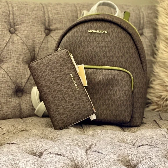 Michael Kors | Bags | Michael Kors Medium Backpack And  display picture 2